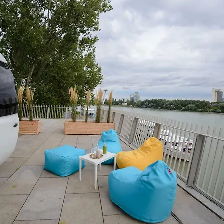 Ecocapsule *